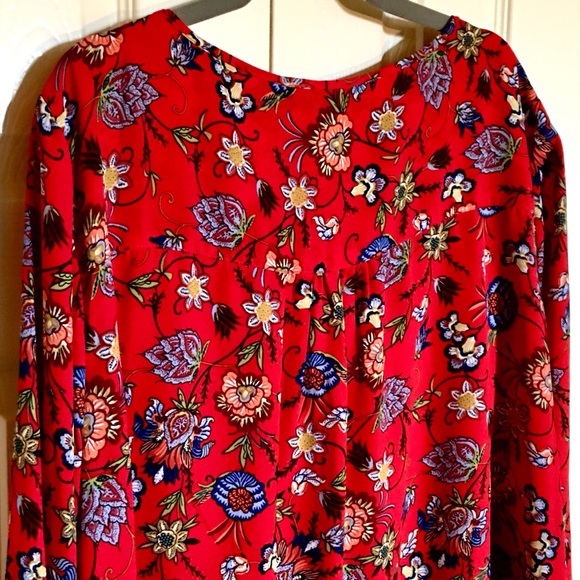 CHELSEA & THEODORE Floral Blouse—SIZE XXL - Picture 6 of 7